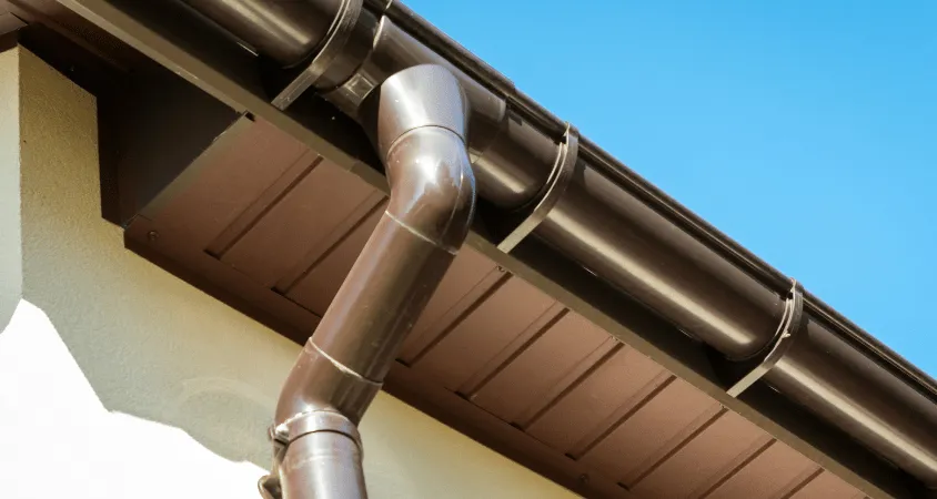 Installation de gouttières dans les hautes alpes