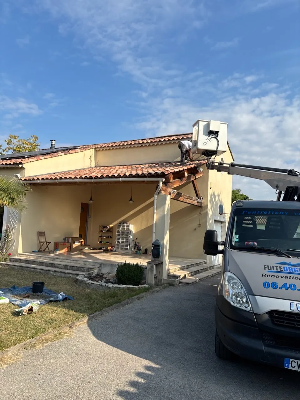 Intervention de john renovation couvreur à sisteron